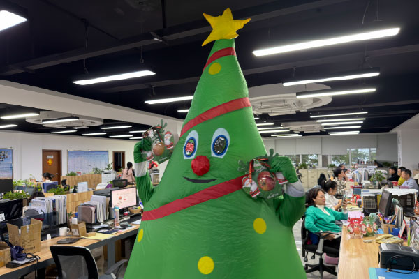 سنیکس سے میری کرسمس